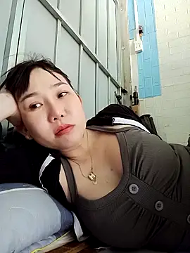 Ana love2000 online show from September 14, 2025, 3:27 am