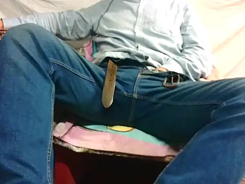 Giulio35 Pika online show from December 19, 2025, 5:42 pm