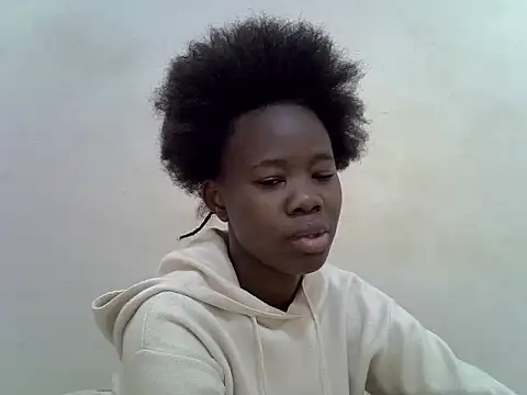 Snapshot of hey_its_andreana chatting on October 4, 2025, 10:57 am hey its andreana online show from October 4, 2025, 10:57 am