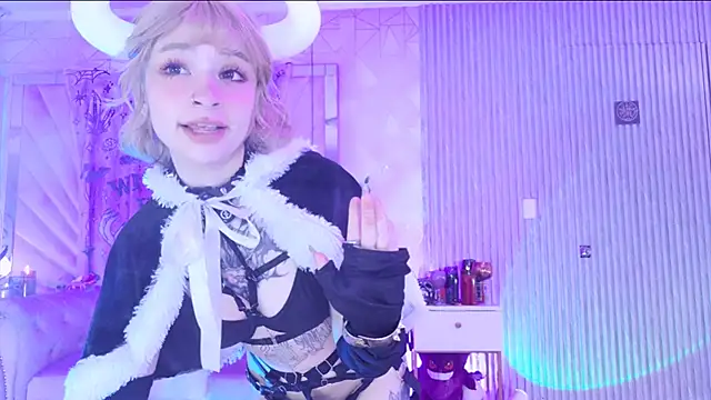 Snapshot of zephirahabney chatting on December 13, 2025, 7:53 pm zephirahabney online show from December 13, 2025, 7:53 pm