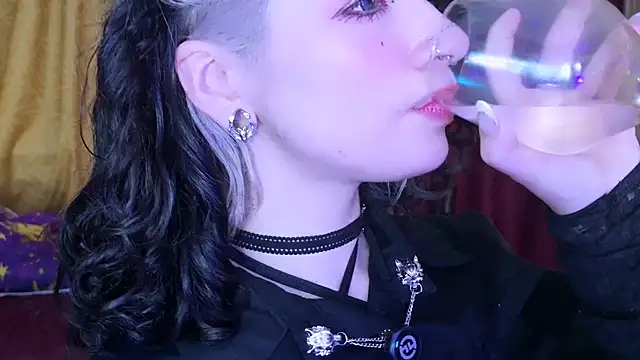 Snapshot of zephirahabney chatting on February 7, 2026, 4:11 pm zephirahabney online show from February 7, 2026, 4:11 pm