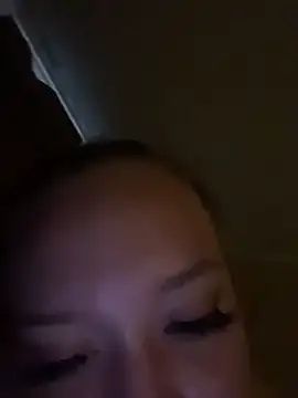 Snapshot of Queenkdaddysgirl chatting on October 5, 2025, 11:02 pm Queenkdaddysgirl online show from October 5, 2025, 11:02 pm