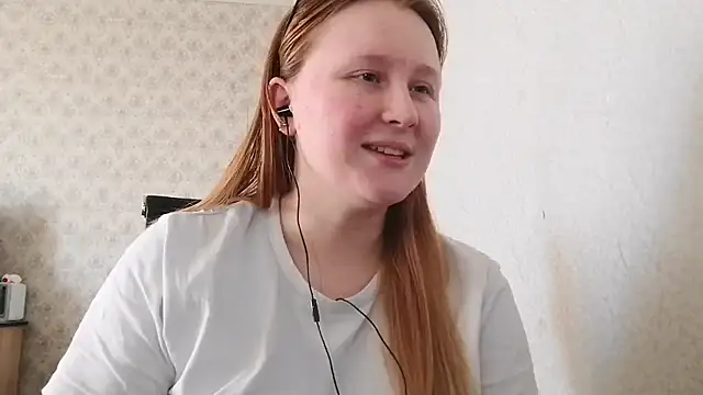 Anika Lipps online show from March 7, 2025, 12:45 pm