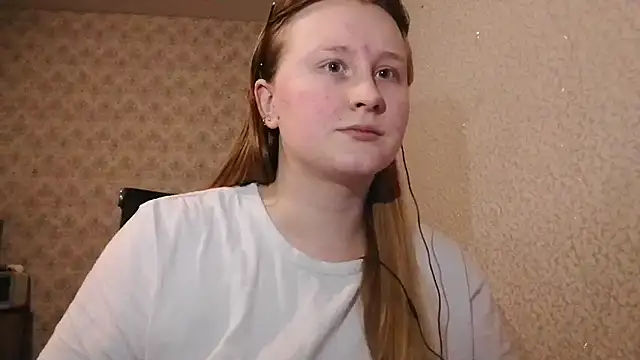 Anika Lipps online show from March 7, 2025, 4:44 pm