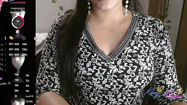 Annu-Darling online show from December 14, 2025, 7:51 pm