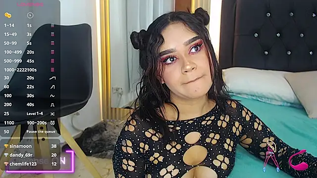 coraline v online show from December 9, 2024, 1:55 pm