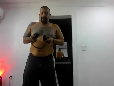 ElMasChingonMX online show from September 23, 2025, 7:50 pm