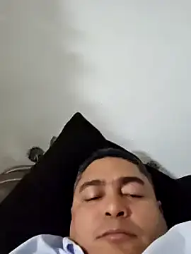 Snapshot of gordito_xx chatting on December 25, 2024, 11:53 pm gordito xx online show from December 25, 2024, 11:53 pm