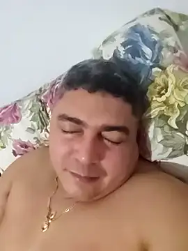 Snapshot of gordito_xx chatting on January 11, 2025, 11:35 pm gordito xx online show from January 11, 2025, 11:35 pm