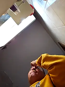 Snapshot of gordito_xx chatting on January 13, 2025, 10:56 pm gordito xx online show from January 13, 2025, 10:56 pm