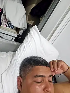 Snapshot of gordito_xx chatting on September 18, 2025, 10:23 pm gordito xx online show from September 18, 2025, 10:23 pm