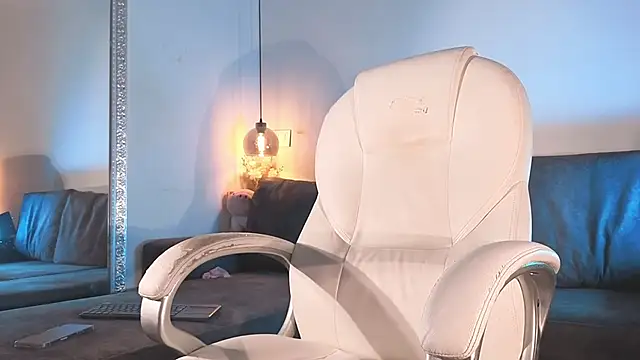 Snapshot of Isabella_francoo chatting on April 21, 2026, 11:49 am Isabella francoo online show from April 21, 2026, 11:49 am