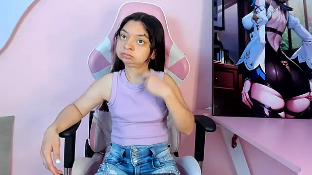 Snapshot of CharlotteMuller chatting on February 11, 2026, 5:07 pm CharlotteMuller online show from February 11, 2026, 5:07 pm