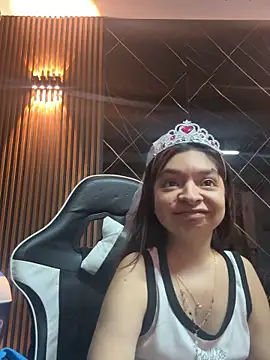 Snapshot of CharlotteMuller chatting on March 13, 2026, 2:34 pm CharlotteMuller online show from March 13, 2026, 2:34 pm