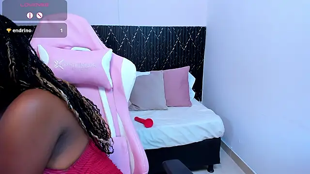 chanel brunette online show from March 18, 2025, 9:10 pm