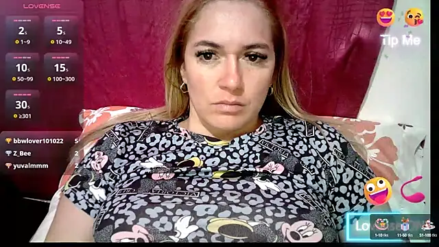 Izury Blondee online show from March 20, 2025, 11:16 am