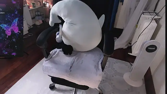 Lee Mi online show from February 11, 2025, 5:29 pm