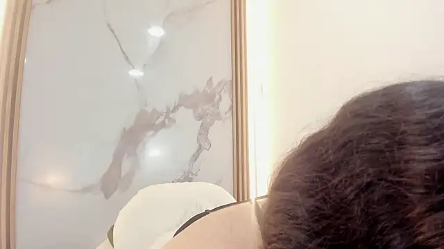 Biiancacox online show from September 12, 2025, 3:17 am