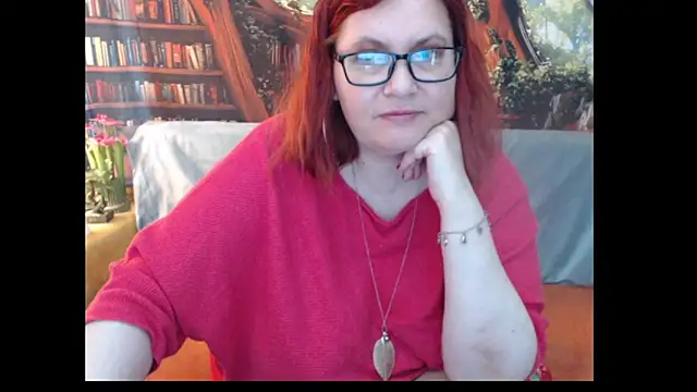Snapshot of PlayfullMature chatting on June 7, 2026, 2:43 pm PlayfullMature online show from June 7, 2026, 2:43 pm