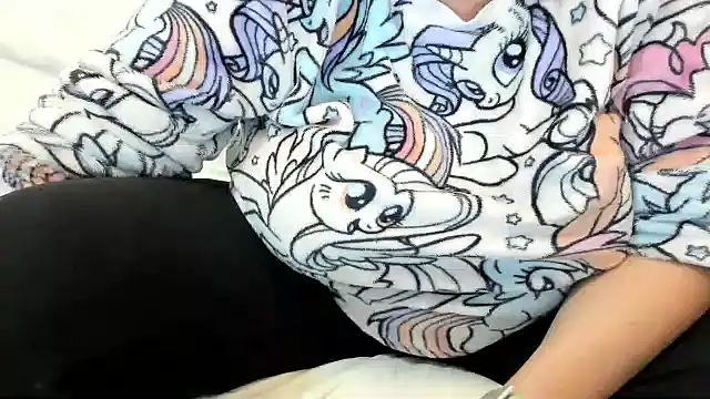 Snapshot of IsraeliMilf chatting on February 1, 2025, 5:05 pm IsraeliMilf online show from February 1, 2025, 5:05 pm