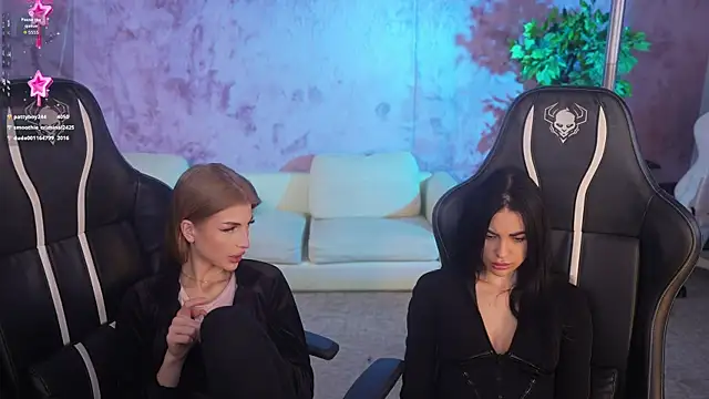 Tina Breeze online show from November 28, 2025, 8:06 am