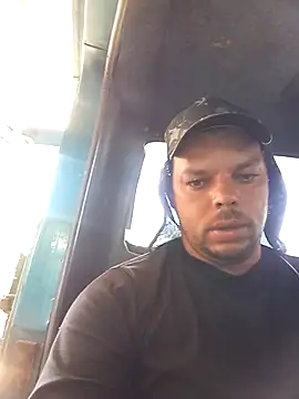 Widson321 online show from November 14, 2025, 2:27 pm