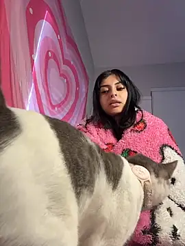 Snapshot of ThickerThanYoBitch chatting on October 17, 2025, 2:30 pm ThickerThanYoBitch online show from October 17, 2025, 2:30 pm