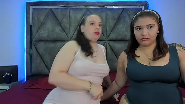 Snapshot of Danielaandximena chatting on January 17, 2025, 3:12 am Danielaandximena online show from January 17, 2025, 3:12 am