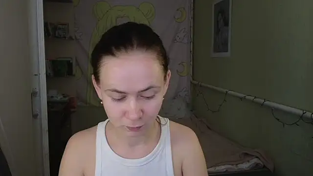 Snapshot of Riley_Roo chatting on October 21, 2025, 10:38 am Riley Roo online show from October 21, 2025, 10:38 am