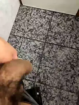 Snapshot of Montuni6 chatting on March 20, 2025, 1:57 am Montuni6 online show from March 20, 2025, 1:57 am