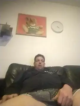 Knuffelstaaf123 online show from January 31, 2025, 10:31 pm