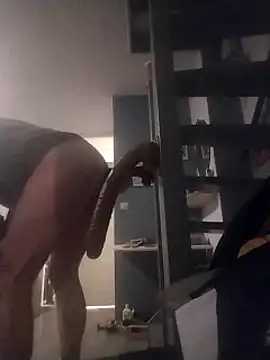 Knuffelstaaf123 online show from February 3, 2025, 12:36 am