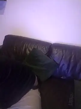 Knuffelstaaf123 online show from February 6, 2025, 10:43 pm