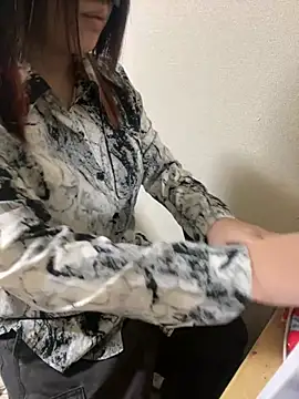 miyabi room online show from February 7, 2025, 9:26 am