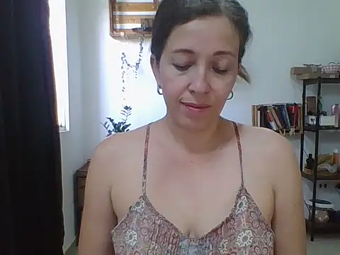 Snapshot of charlott_ponce chatting on March 23, 2026, 6:12 pm charlott ponce online show from March 23, 2026, 6:12 pm