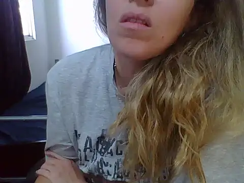 Snapshot of charlott_ponce chatting on June 24, 2026, 5:56 pm charlott ponce online show from June 24, 2026, 5:56 pm