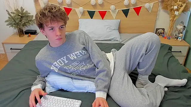 Fandi 777 online show from February 3, 2025, 11:42 am