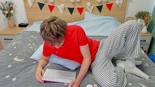 Fandi 777 online show from March 12, 2025, 6:51 am