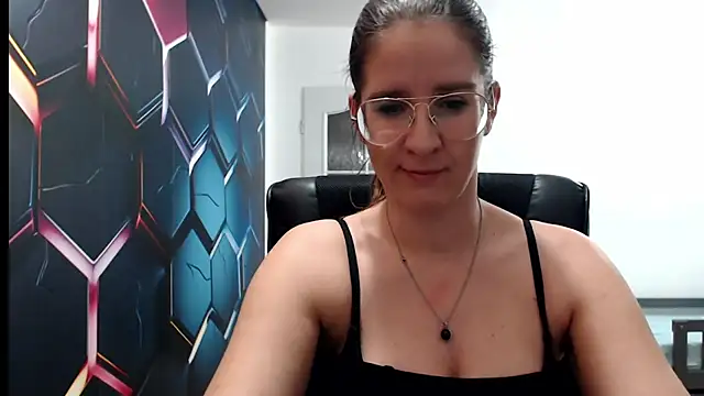 KayaRose online show from December 23, 2024, 3:23 pm