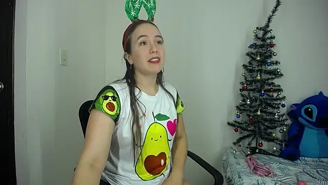 Snapshot of LauraSofia_Cam chatting on December 20, 2025, 9:16 am LauraSofia Cam online show from December 20, 2025, 9:16 am