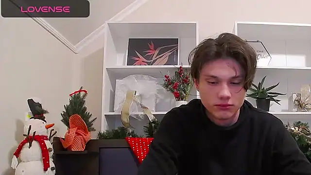 CalvinCay online show from December 20, 2024, 10:11 pm