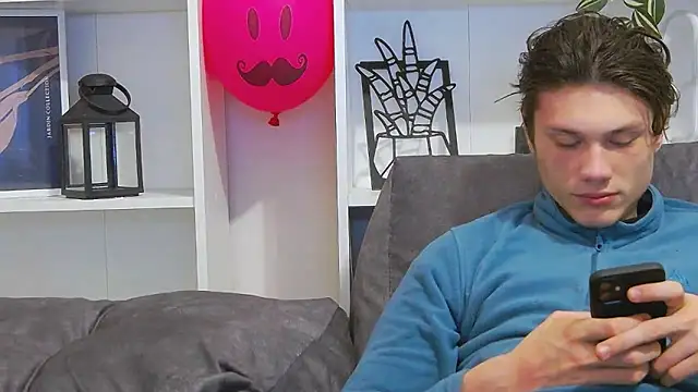 CalvinCay online show from February 24, 2025, 11:41 pm