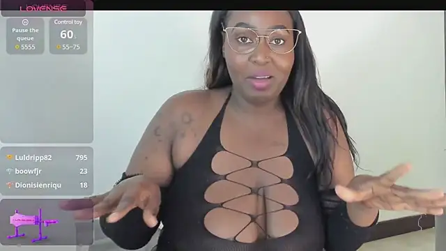 emilyrojas online show from March 6, 2025, 4:38 pm