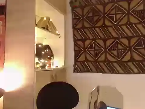 Romeocolin online show from April 21, 2026, 7:58 am