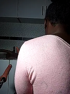 Snapshot of Bella045 chatting on March 5, 2026, 6:31 am Bella045 online show from March 5, 2026, 6:31 am