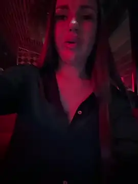 Snapshot of Syka0001 chatting on October 6, 2025, 5:10 pm Syka0001 online show from October 6, 2025, 5:10 pm