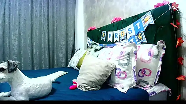 MikySWeet7 online show from September 21, 2025, 10:50 am