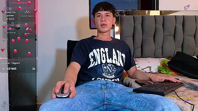 Mr daren  online show from September 27, 2025, 7:19 pm