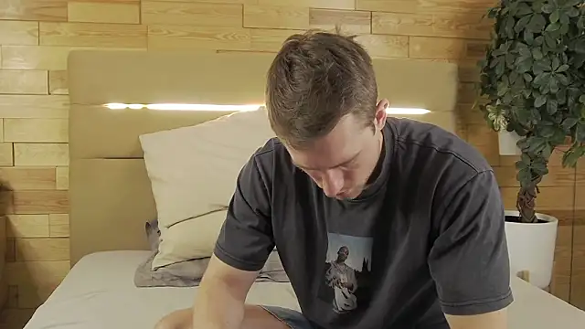 EthanPinkman online show from October 8, 2025, 4:43 am