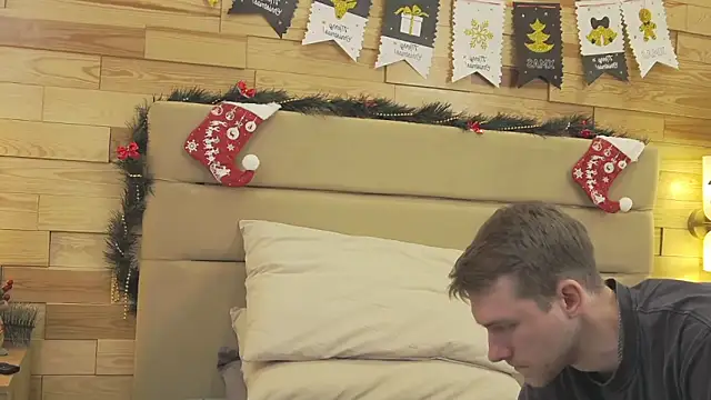 EthanPinkman online show from December 23, 2025, 4:32 am